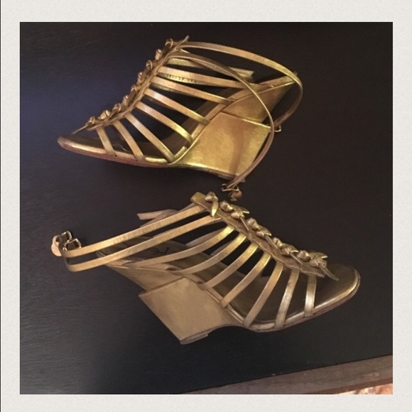 YSL Yves Saint Laurent Trybal Wedges - Picture 2 of 5